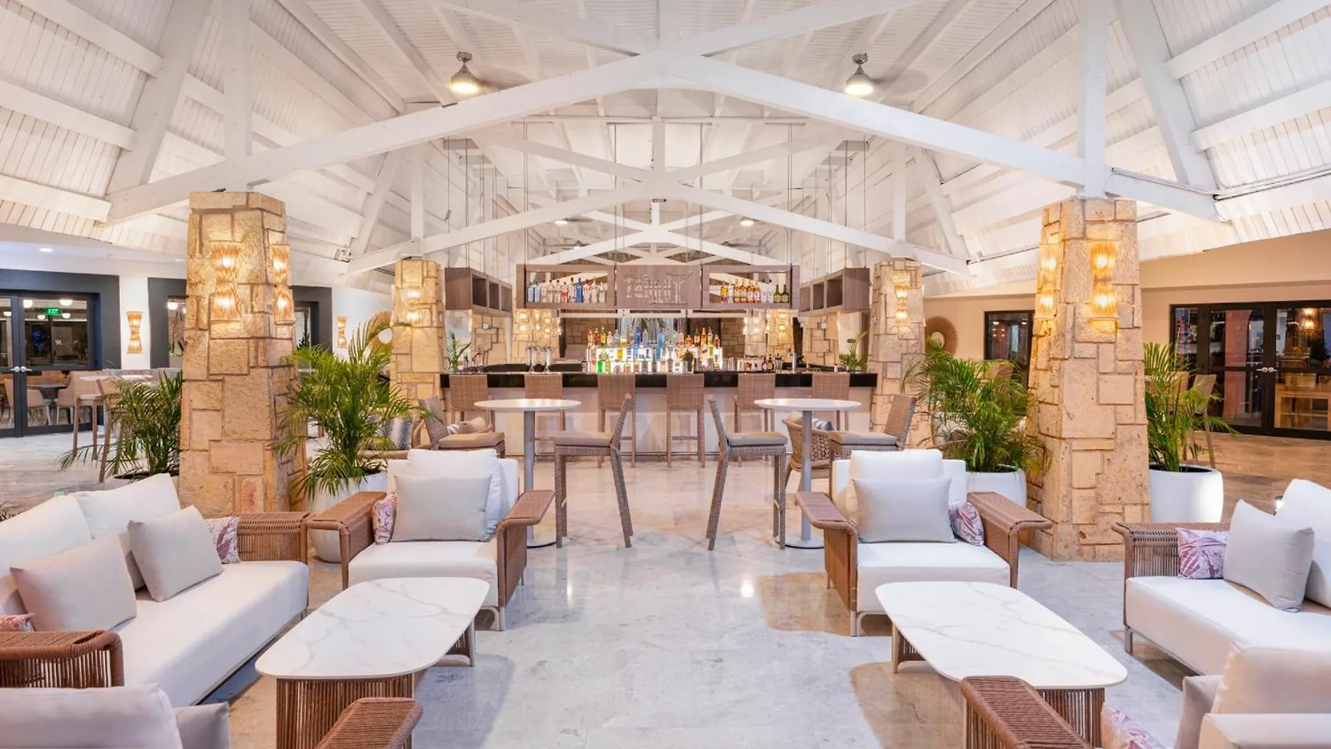***** Hotel Royalton Chic Antigua, An Autograph Collection All-Inclusive Resort - Adults Only St. John's Antigua/Barbuda